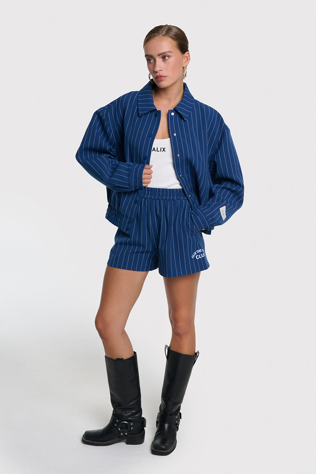 CLEAN STRIPED SHORTS