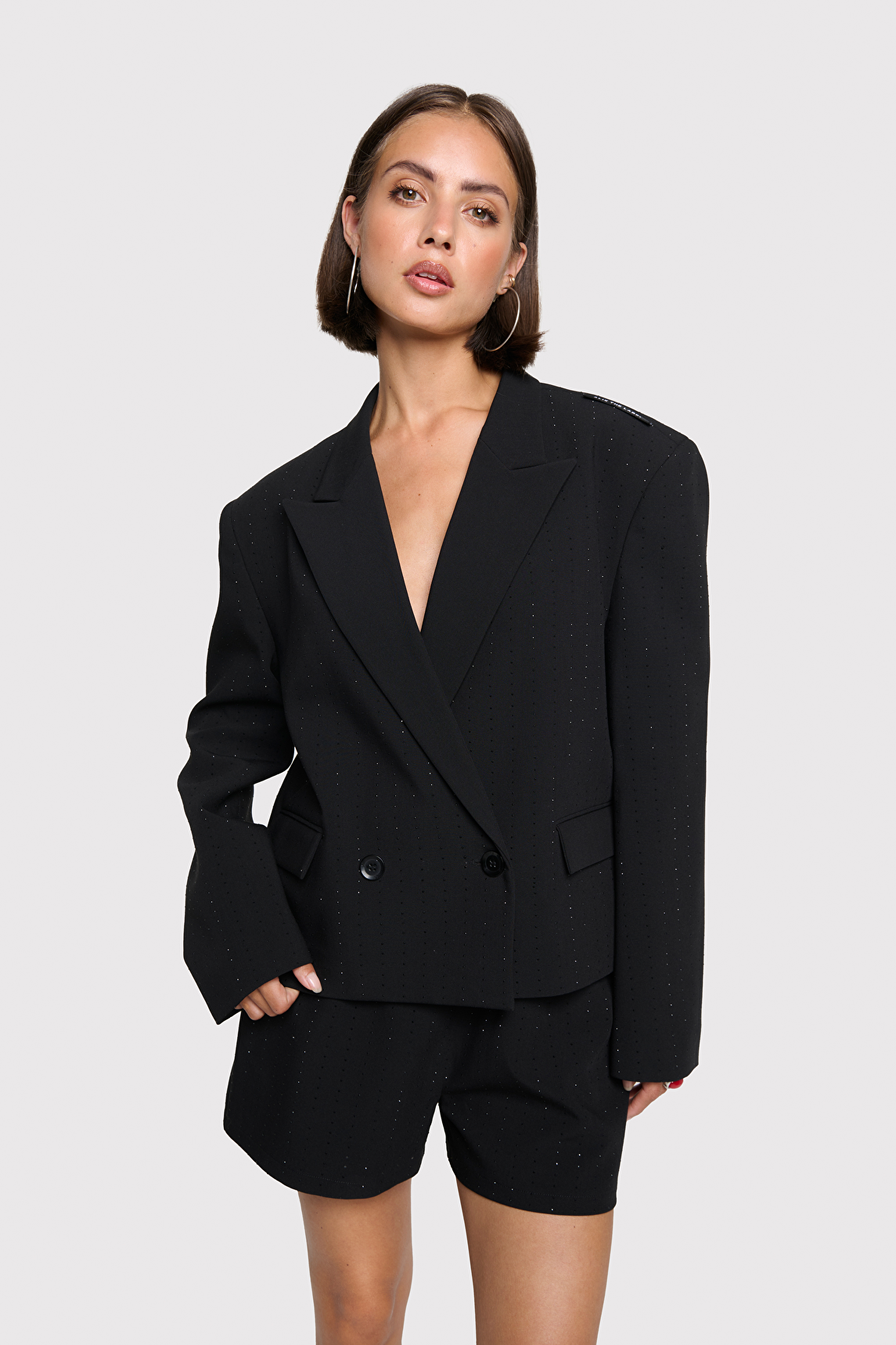 Alix The Label CROPPED STUDS BLAZER